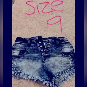 Cute jean shorts